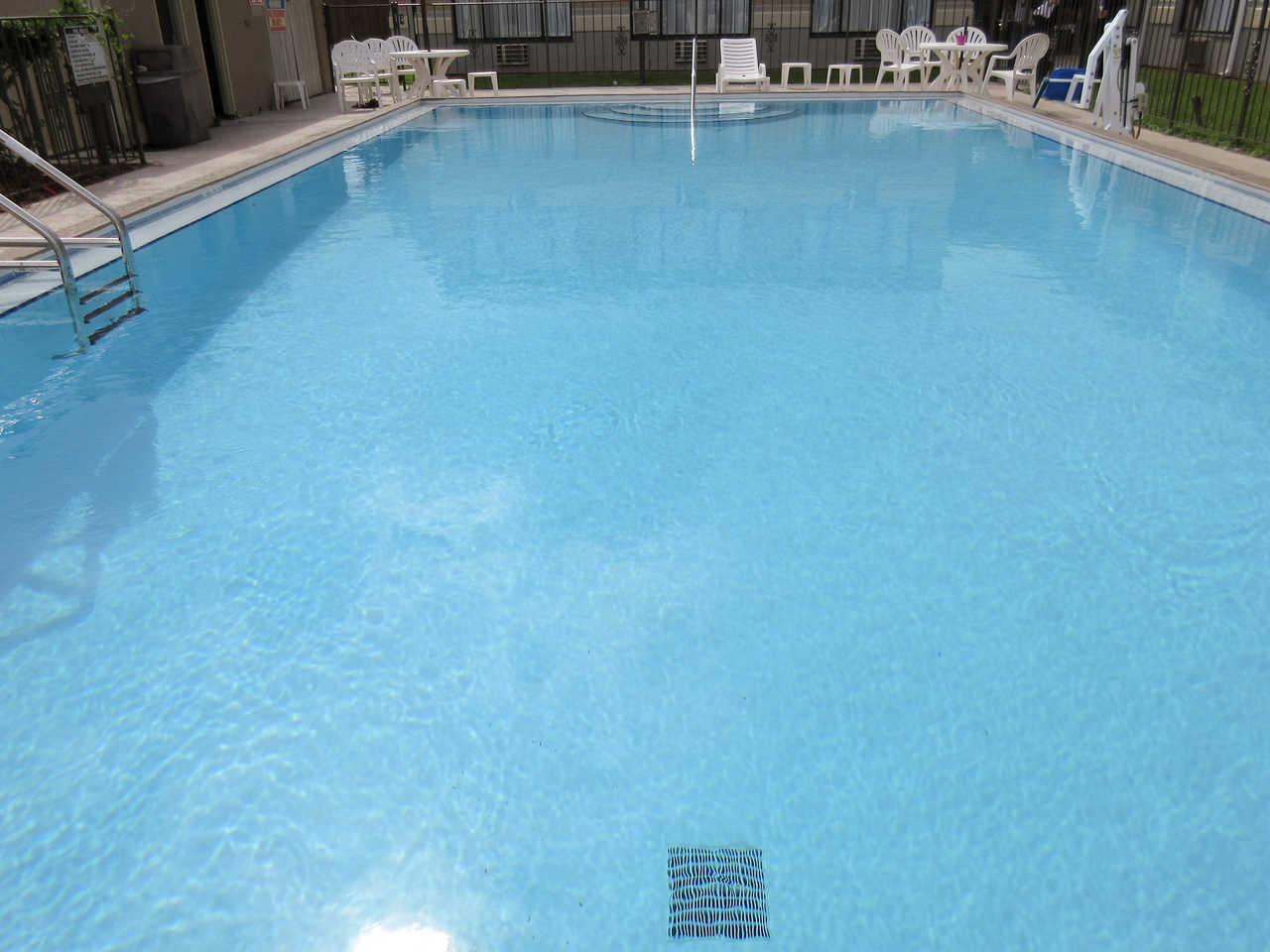 Quality Inn Pensacola Exterior photo